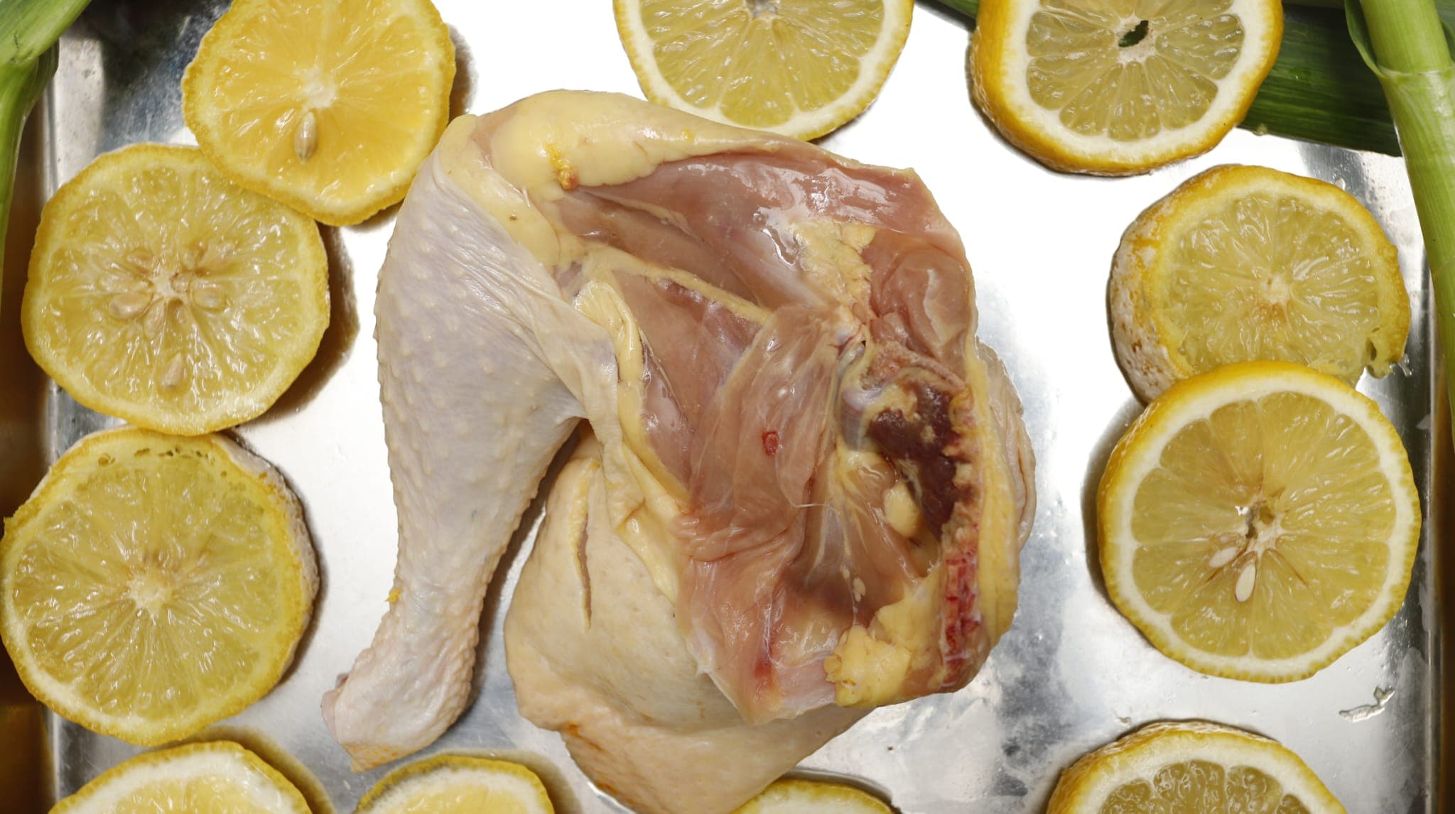 Organic Kampong Whole Leg (with Bone)